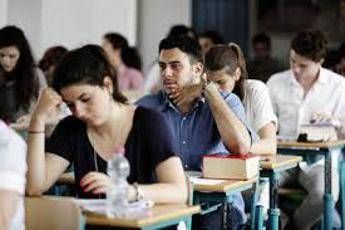 Scuola, il Parlamento prepara il ritorno in grande stile dell'educazione civica Scuola, il Parlamento prepara il ritorno in grande stile dell'educazione civica